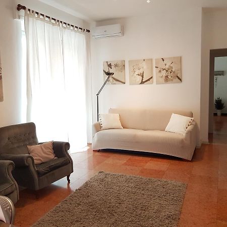 Home Suite Home Verona Luaran gambar