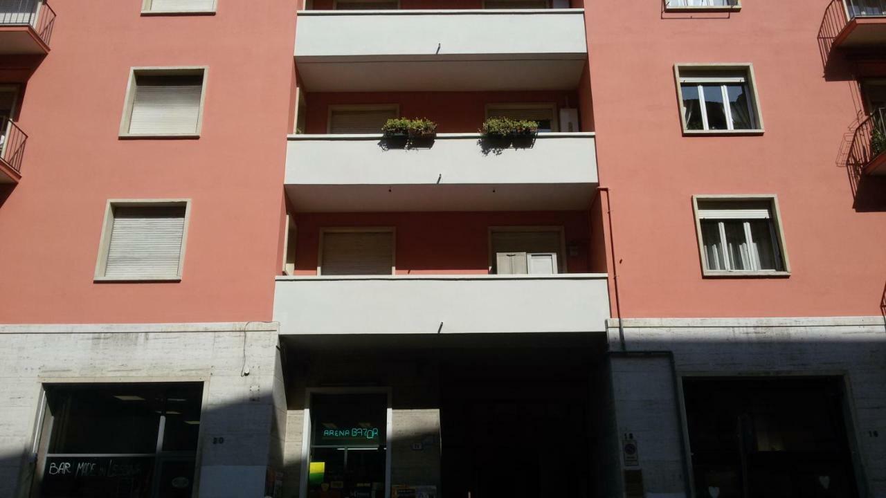 Home Suite Home Verona Luaran gambar