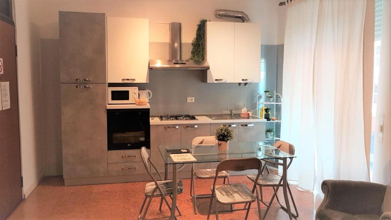 Home Suite Home Verona Luaran gambar